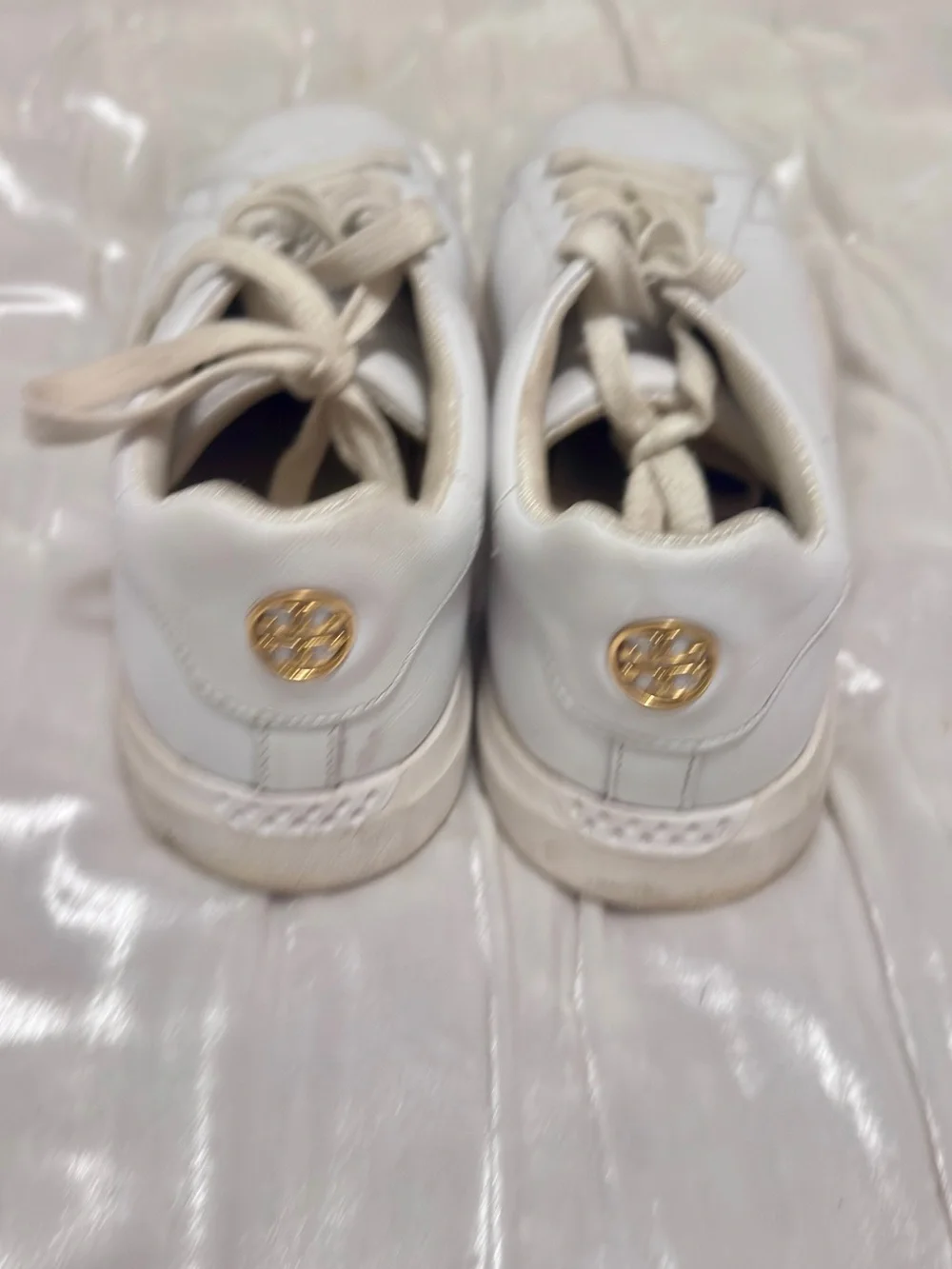 Tory Burch Howell Court  White Leather Low-Top Sneakers